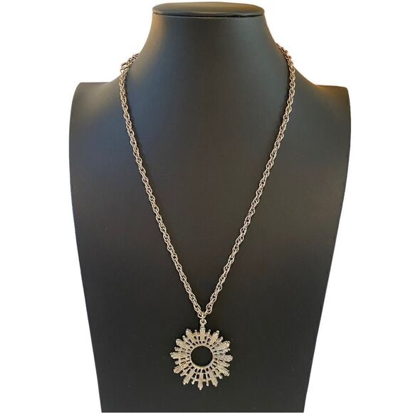 Vintage Silver Toned Faux Turquoise Circular Pendant on Rope Chain - Picture 4 of 6